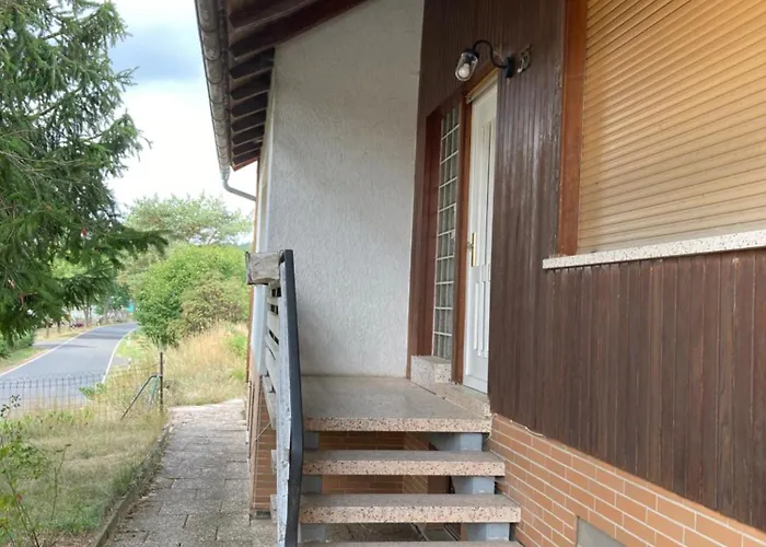 Zur Streuobstwiese * Storndorf